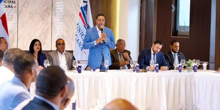 LMD anuncia entrega incentivos al buen desempeño municipal en agosto