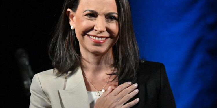 María Corina agradece a Abinader por defender la Soberanía Popular