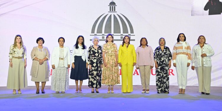 Ministerio Mujer conmemora 25 años construyendo la igualdad y equidad de género
