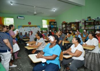 Instituto Contra la Ceguera por Glaucoma realiza jornada de salud visual en el municipio de Hostos
