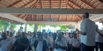 General Valerio Lleva Esperanza a Los Veteranos de las FF.AA. y la P.N.