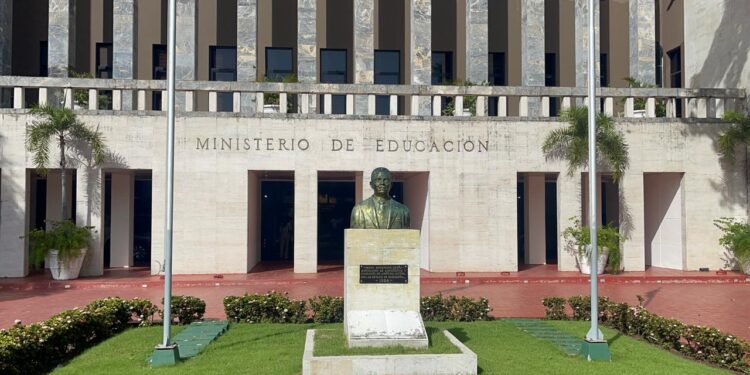 MINERD apelará sentencia sobre enseñanza de la Constitución, medio ambiente y temas viales