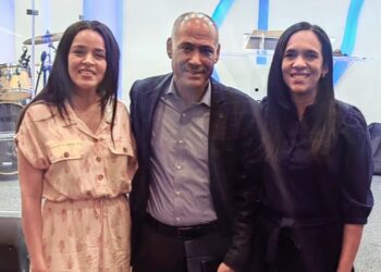 Fundación Mejor es Dar donará útiles escolares en Haina