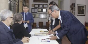 Magistrado Manuel Herrera Carbuccia es elegido nuevo presidente de la Academia de Ciencias