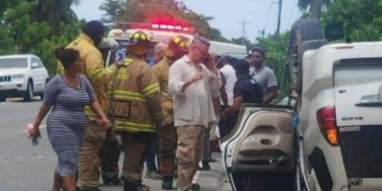 Equipo de rodaje de actor Frank Perozo sufre accidente en Samaná