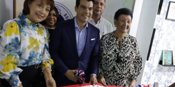 Wellington Arnaud y Besaida Santana inauguran sala de lactancia materna en INAPA