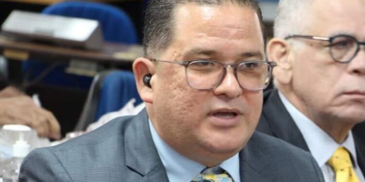 Diputado Dominicano propone crear un banco de software libre para Centroamérica y República Dominicana