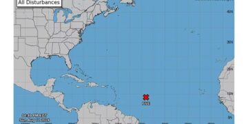 Varias islas del Caribe en alerta por desplazamiento del potencial ciclón tropical #5