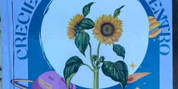 Joven Escritora de 17 Años Lanza su Primer Libro de Superación Personal: "Creciendo desde Adentro"