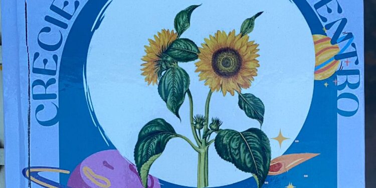 Joven Escritora de 17 Años Lanza su Primer Libro de Superación Personal: "Creciendo desde Adentro"