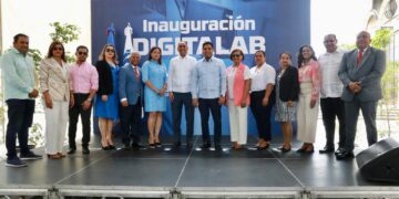 Nelson Arroyo destaca proyecto de Indotel en apoyo a la tecnología educativa