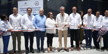 Presidente inaugura en Santiago obras de agua potable y saneamiento por más de 850 millones de pesos