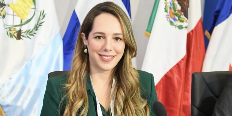 Hija de Milagros Germán renuncia como viceministra de Cambio Climático