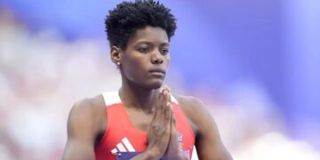 Marileidy Paulino recibe dinero prometido por el gobierno tras ganar oro en París