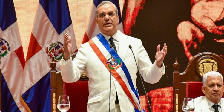 Presidente Abinader resalta logros del Minpre durante su rendición de cuentas