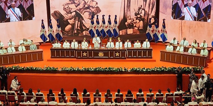 Presidente Abinader envía este lunes 19 al Congreso Nacional proyecto de reforma constitucional