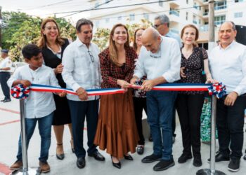 Alcaldía del Distrito Nacional rescata plaza en honor a Fabio Fiallo