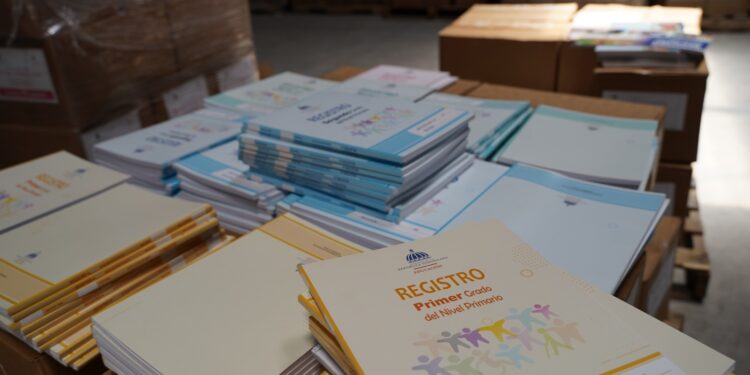 Más de 90 mil registros de grado ya están en los centros educativos, previo al inicio del año escolar 2024-2025