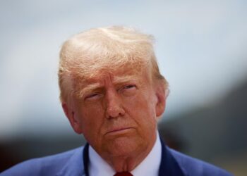 Arrestan hombre de Arizona por amenazas de muerte a Trump en las redes sociales