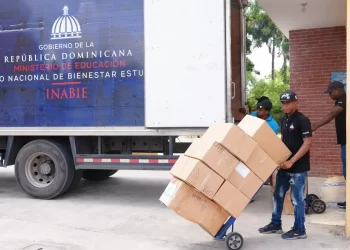 INABIE dice completó entrega de más de 1.8 millones de kits de utilería escolar