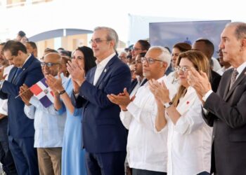 Presidente Abinader encabeza acto de inicio del año escolar 2024-2025