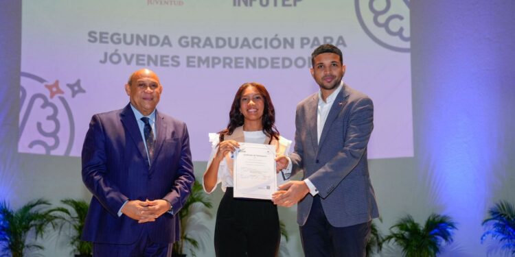 INFOTEP certifica 600 jóvenes del programa Laboratorio de Emprendimiento del Ministerio de la Juventud