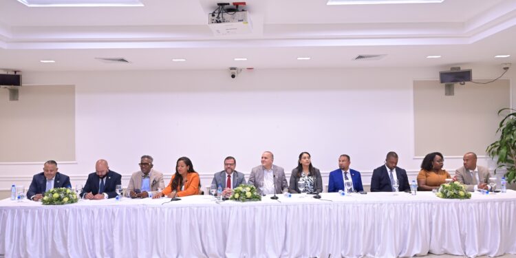 Senadores de RD y representantes del Estado NY impulsarán temas académicos, culturales y de salud en beneficio de la diáspora