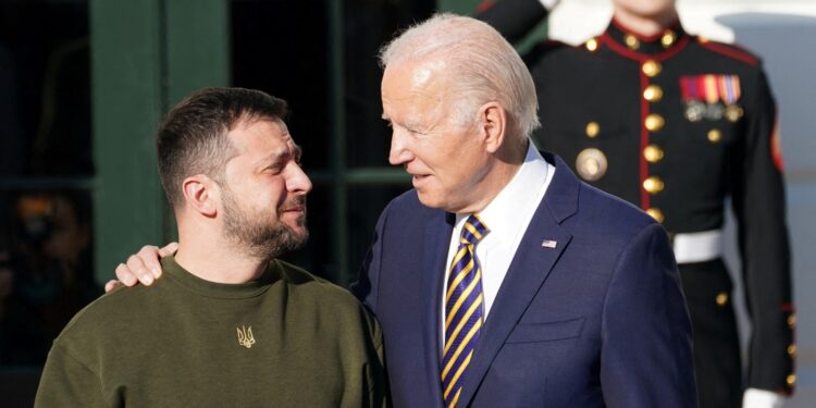 Volodimir Zelensky anunció que en septiembre le presentará a Biden un plan para poner fin a la guerra