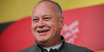 Maduro nombra a Diosdado Cabello ministro de Interior y Justicia para que traiga "paz"