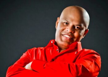 Rubby Pérez pasa por «profunda tristeza» tras desaparición de su burro