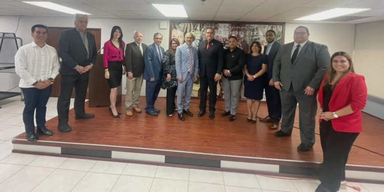 Director de la Defensa Pública fortalece vínculos con autoridades de justicia en Puerto Rico