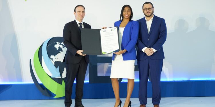 In Side Logistics Dominicana logra Certificación OEA, un paso gigante hacia la excelencia logística en RD