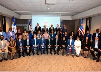 Autoridades de Nueva York reconocen al presidente del TC por su trayectoria profesional