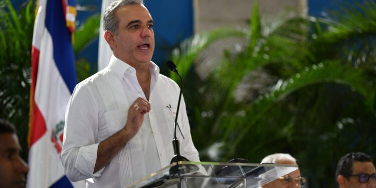 Presidente Abinader hará primera prueba del Monorriel de Santiago