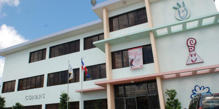 Este viernes fue rescatada niña maltratada por madre en SFM