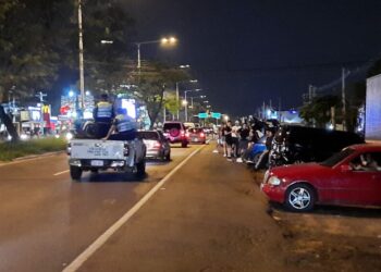 Policía apresa hombre por realizar carreras clandestinas en Sabana Grande de Boyá, Monte Plata