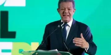 Leonel dice que Abinader “manipula datos y exagera”