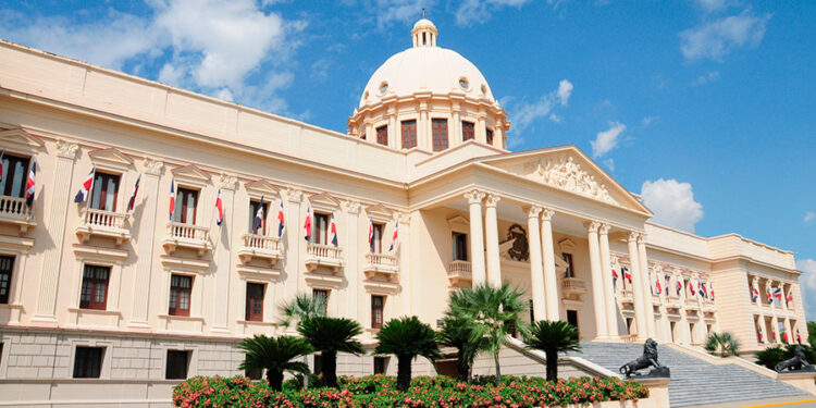 Conozca otros decretos designados por Abinader