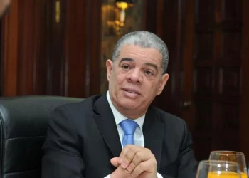 El PLD echa de manera deshonrosa a Carlos Amarante Baret