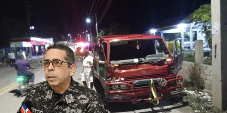 Policía pide a chofer involucrado en accidente de Azua que se entregue