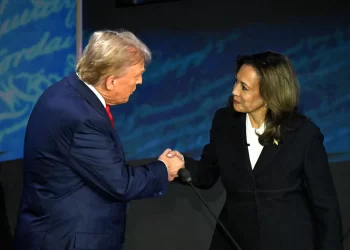 En debate cargado de ataques personales, Harris sacó ventaja de un irascible Trump