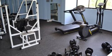 Hombre fallece en gimnasio de Bella Vista mientras realizaba rutina