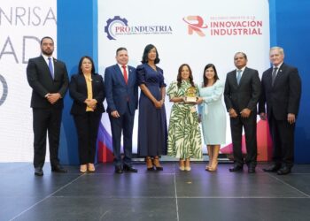 Helados Bon recibe premio por su excelencia en innovación industrial