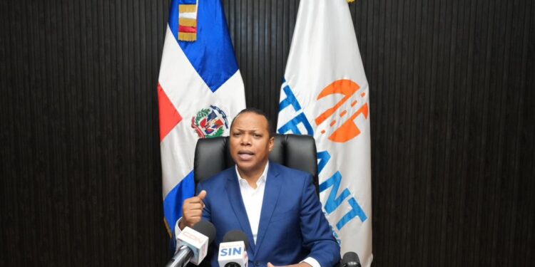 Milton Morrison dice que el problema del tránsito necesita el apoyo de todos para resolverlo