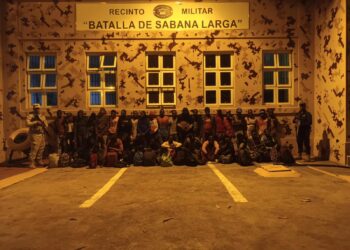 CESFronT y Ejército detienen 34 haitianos que ingresaron al país de manera irregular