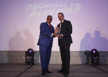 Indice Mensual de Actividad Manufacturera se mantiene sobre la barrera de los 50.0