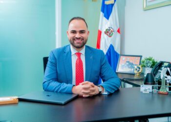 Designan a José Miguel García nuevo director de Comunicaciones de Pro-Competencia