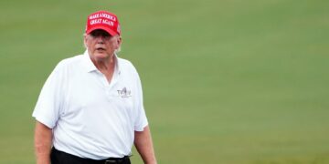 Detenido en campo de golf de Trump pretendía «atacar al expresidente»