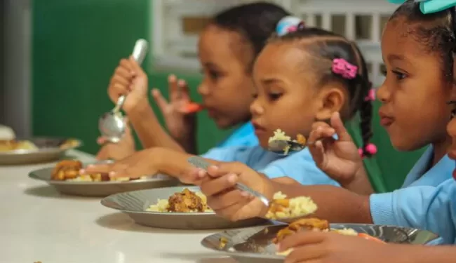 INABIE distribuyó más de 67 millones de raciones alimenticias en las primeras dos semanas de clases