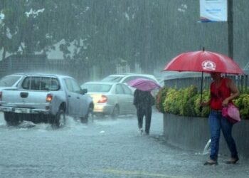 Vaguada provocará aguaceros en la tarde en varias provincias, según Indomet